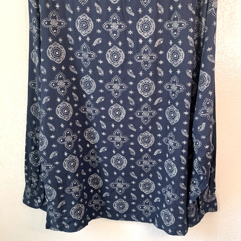 Abercrombie & Fitch Blue Paisley Casual Button Down Long Sleeve Shirt Size XL - Picture 6 of 8